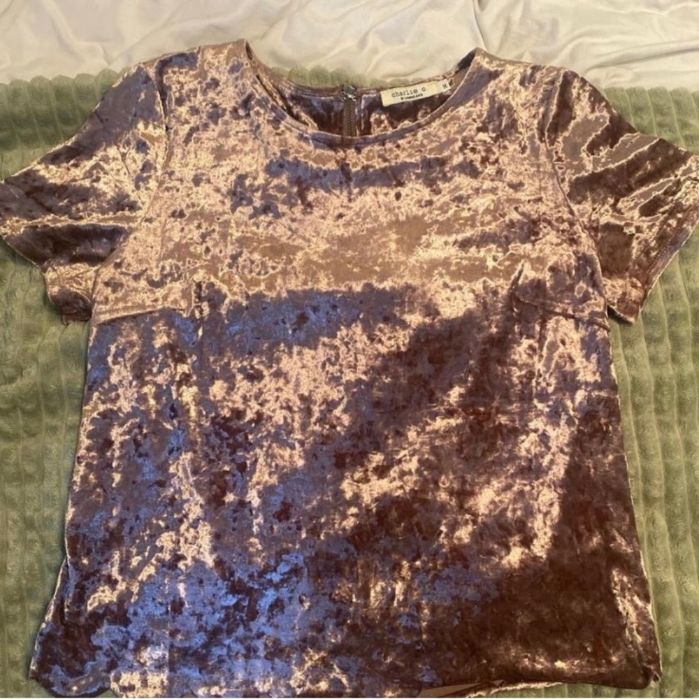 charlie o. velvet top with scalloped bottom!